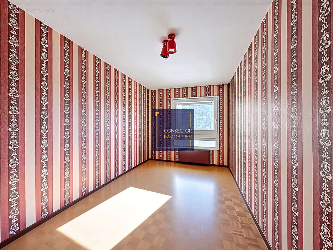 Appartement à OULLINS