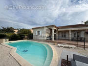 Maison à SAINT-CYR-SUR-MER