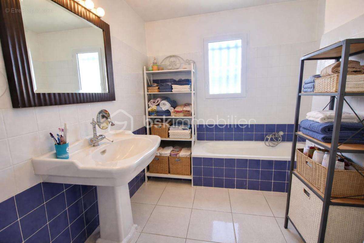 Villa plein  pied avec piscine - photo 23