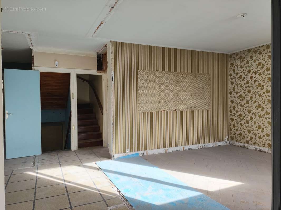 Maison vendue en PLATEAU - Travaux intérieurs à prévoir - photo 7