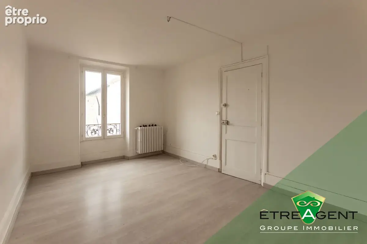 Ensemble immobilier avec commerce et trois logements indépendants - photo 12
