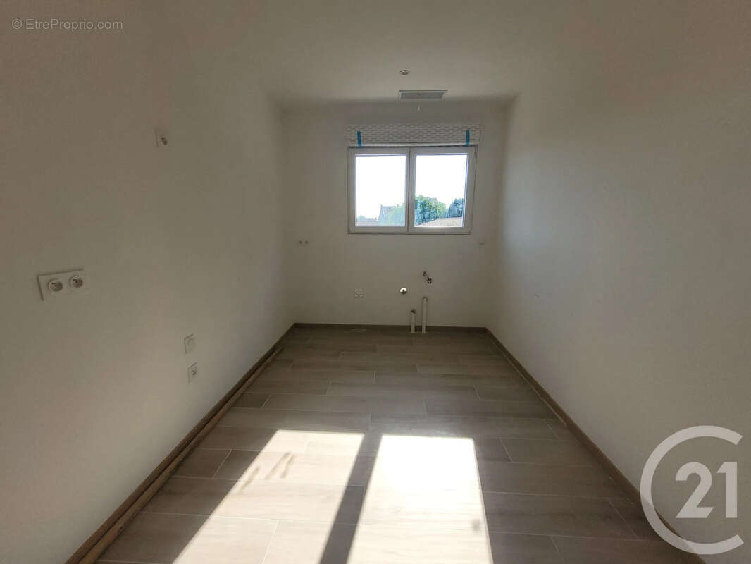 Maison 87 m² à Graulhet  - photo 4