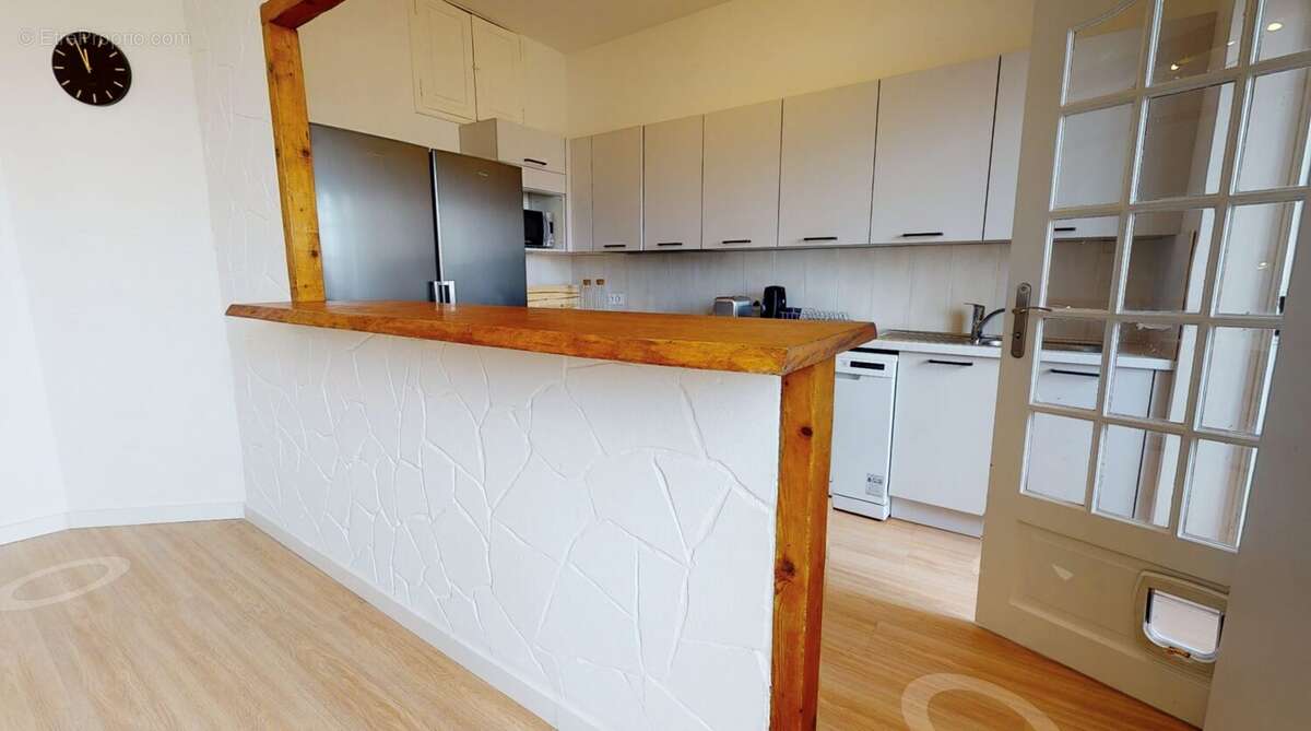 Appartement à SURESNES