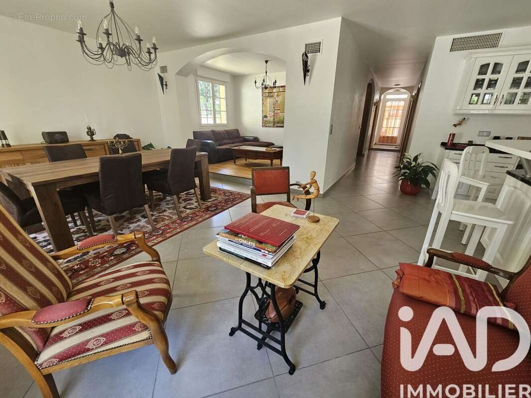 Photo 3 - Maison à ARPAJON