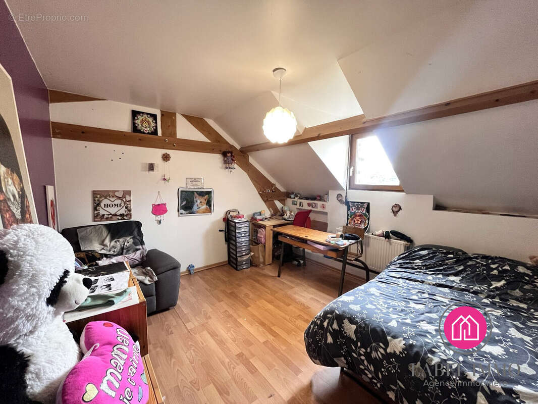 Maison 184 m² à Hergnies  - photo 8