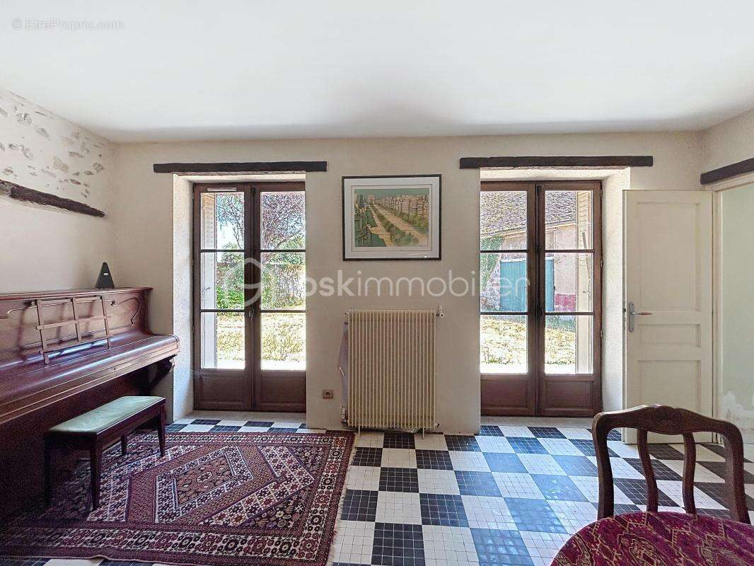 Maison 5 pièces de 125m2 à CHAMPIGNY SUR YONNE (89340) - photo 8