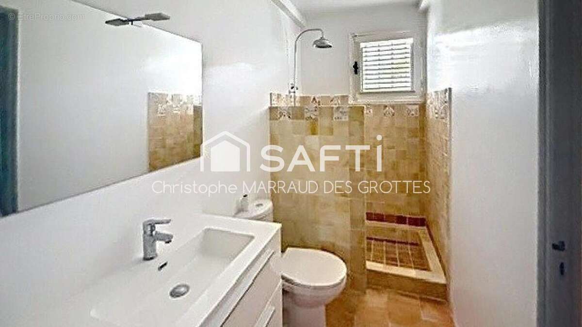 Maison 231 m² à Fort-De-France  - photo 9