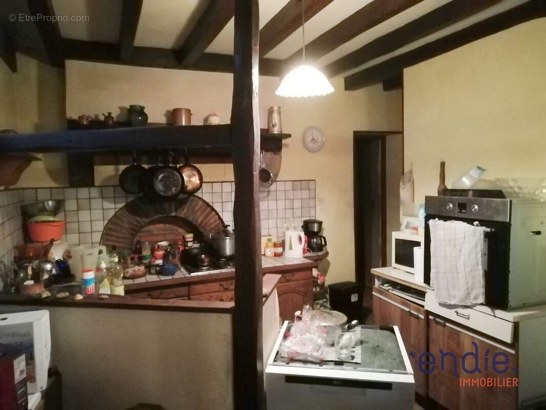 Longere de pays type f3 avec 2,5 ha de prés ! - photo 4