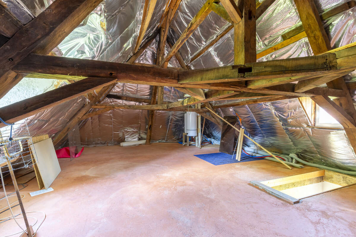 Maison à LE PONT-DE-BEAUVOISIN