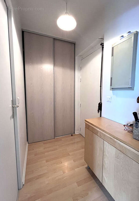 Appartement à PARIS-20E