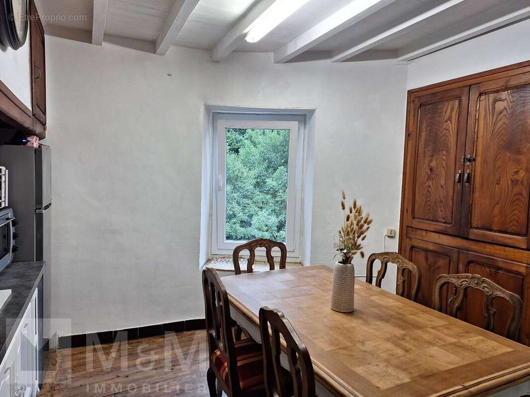 Maison à MONTFORT-SUR-BOULZANE