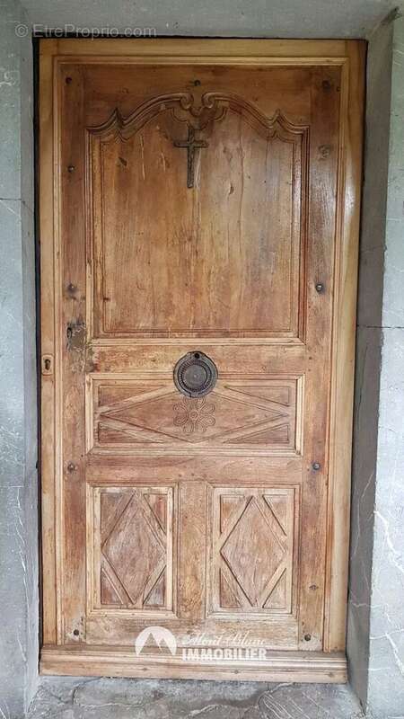 Maison à ARACHES-LA-FRASSE