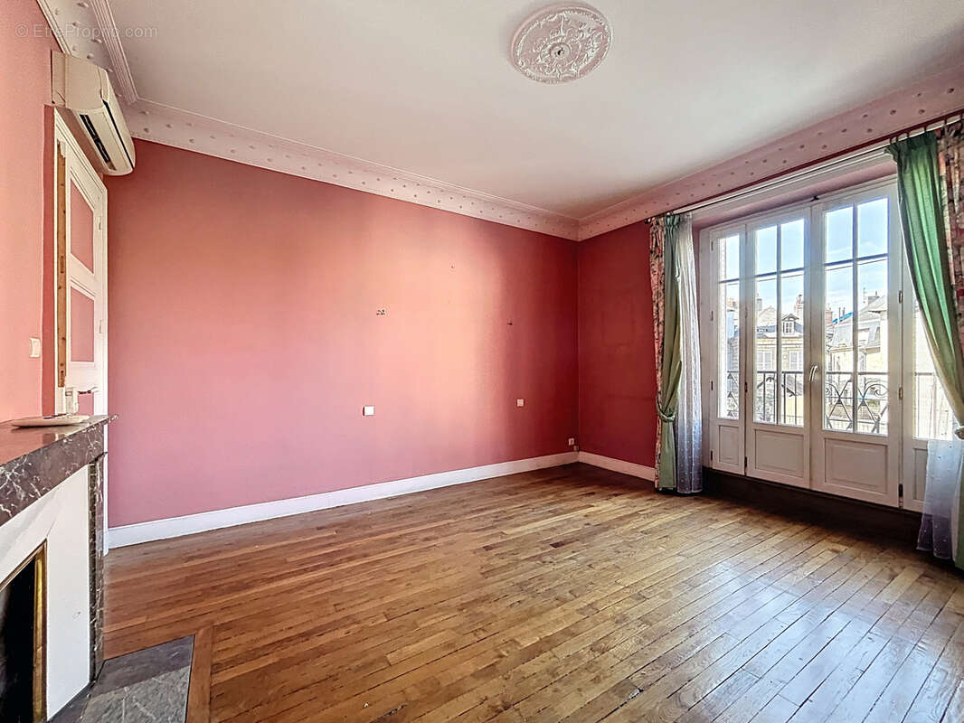 Appartement à BRIVE-LA-GAILLARDE