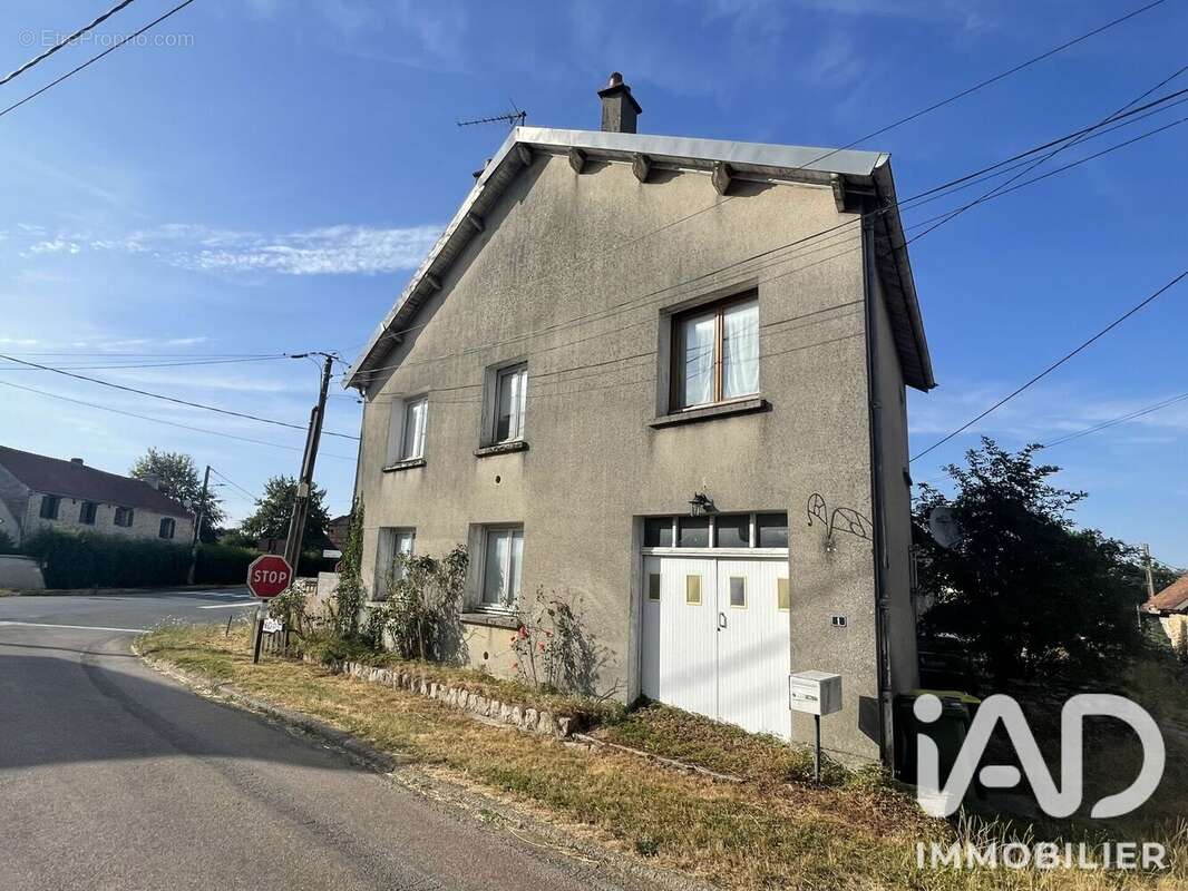 Photo 1 - Maison à REBAIS
