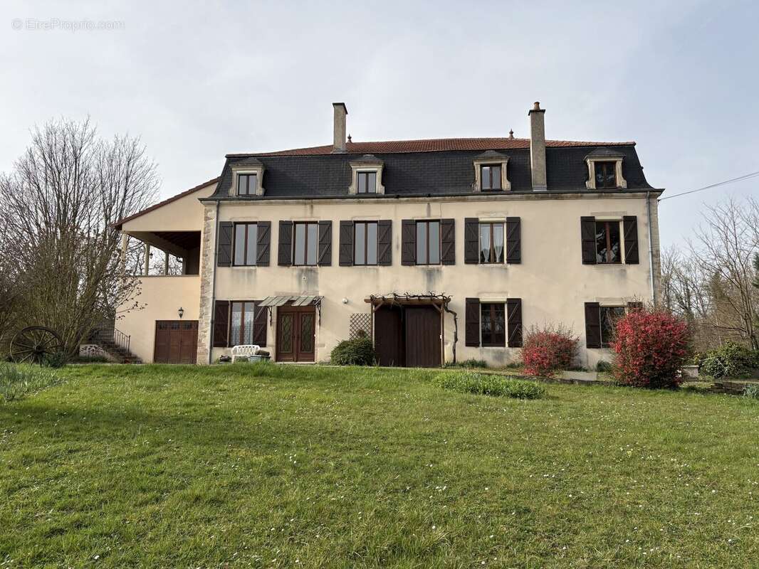 Maison à TOURNUS