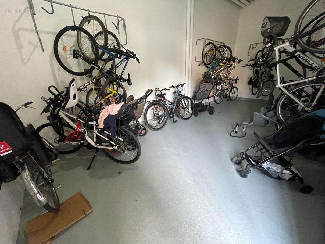 Appartement à EPERNON