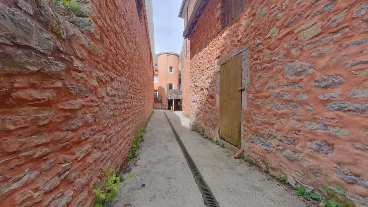 Appartement à SALINS-LES-BAINS