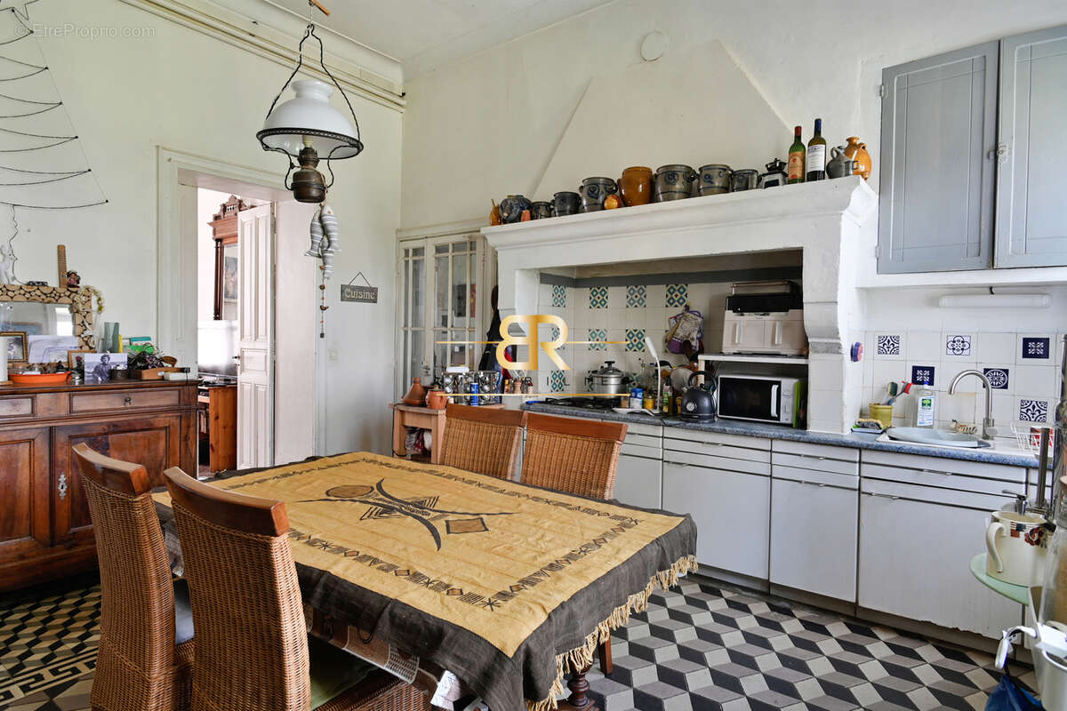 Maison à UCHAUD
