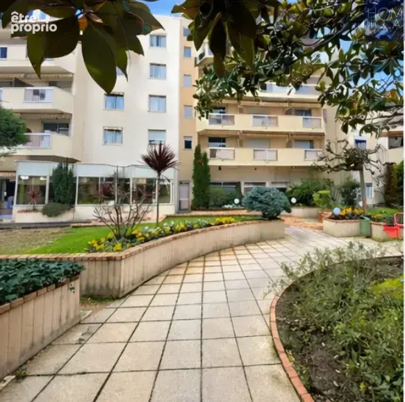 Lyon 6 residence services seniors vente studio 33m2 avec balcon etage eleve vue panoramique fourviere - photo 5