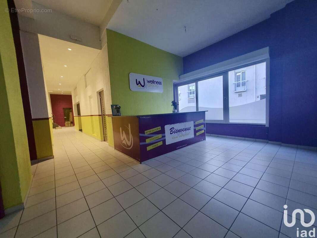 Photo 2 - Commerce à LIMOGES