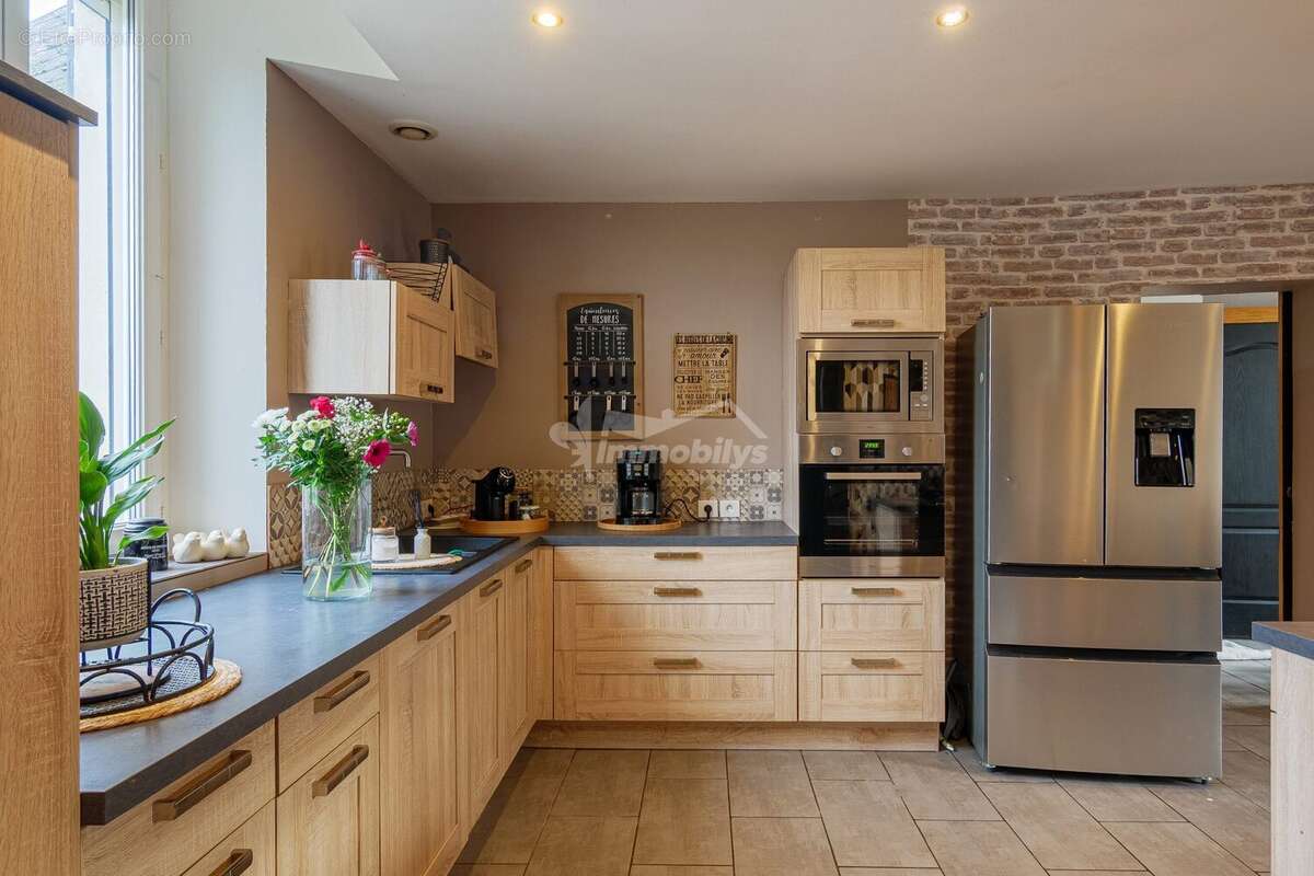 Maison à BRANCOURT-EN-LAONNOIS