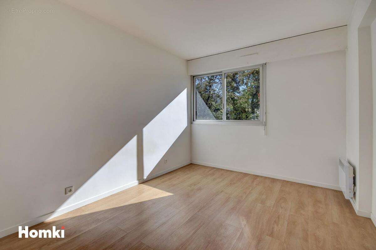 Appartement à MARSEILLE-9E