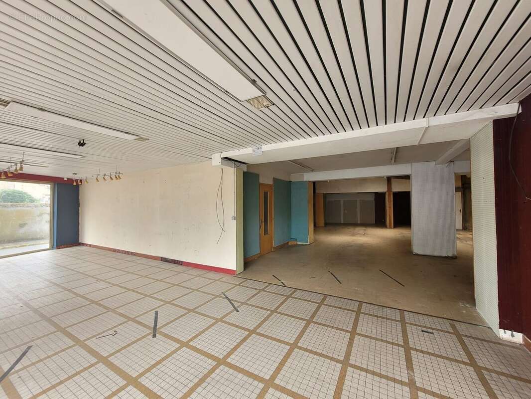 Appartement 822 m² à Longny-Au-Perche  - photo 2