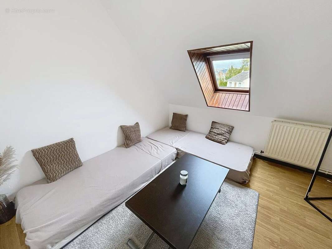 Maison à CRECY-SUR-SERRE