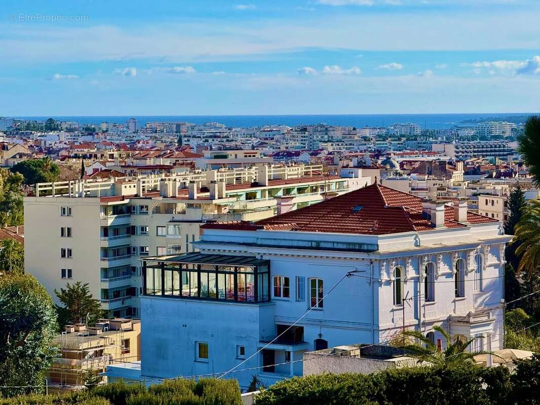 Appartement à CANNES