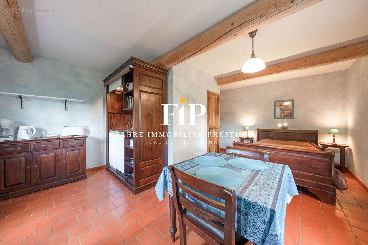 Maison à SAINT-MAXIMIN-LA-SAINTE-BAUME