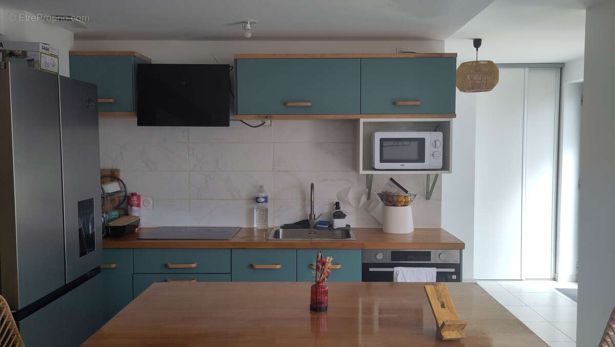 EXCLUSIVITÉ   AMBÉRIEUX-D'AZERGUES Appartement familial rénové avec terrasse et stationnements privés - photo 10