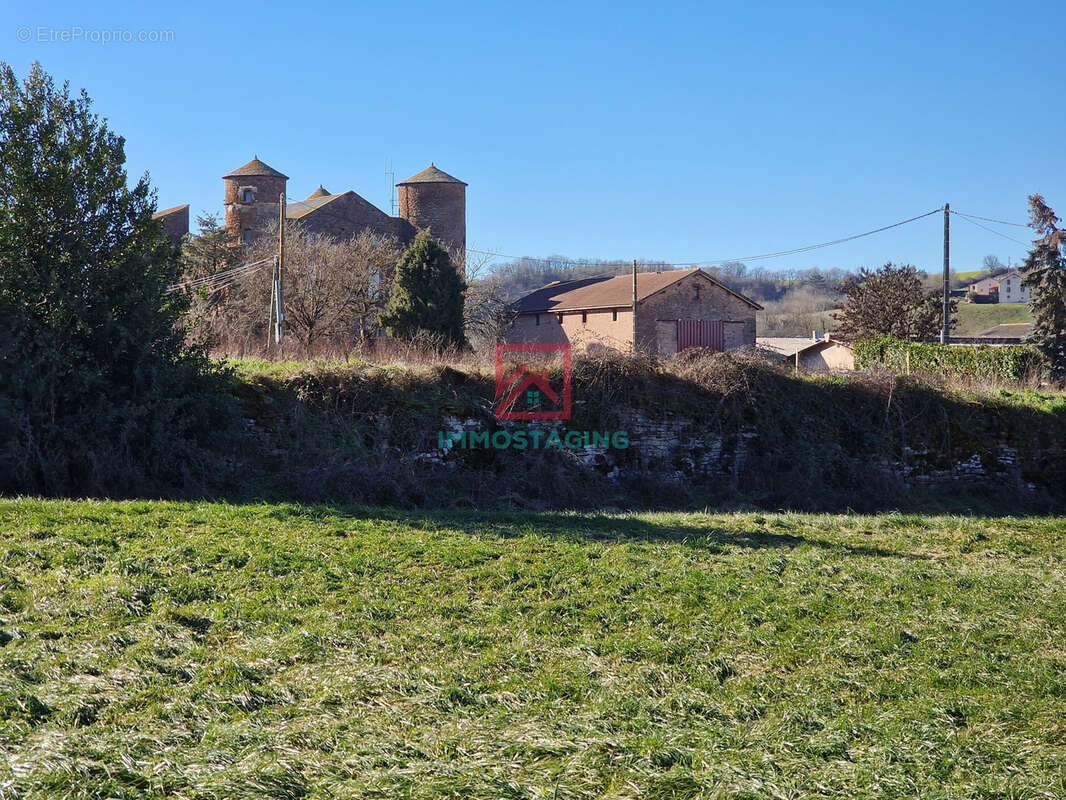 Terrain à SAINT-JUERY