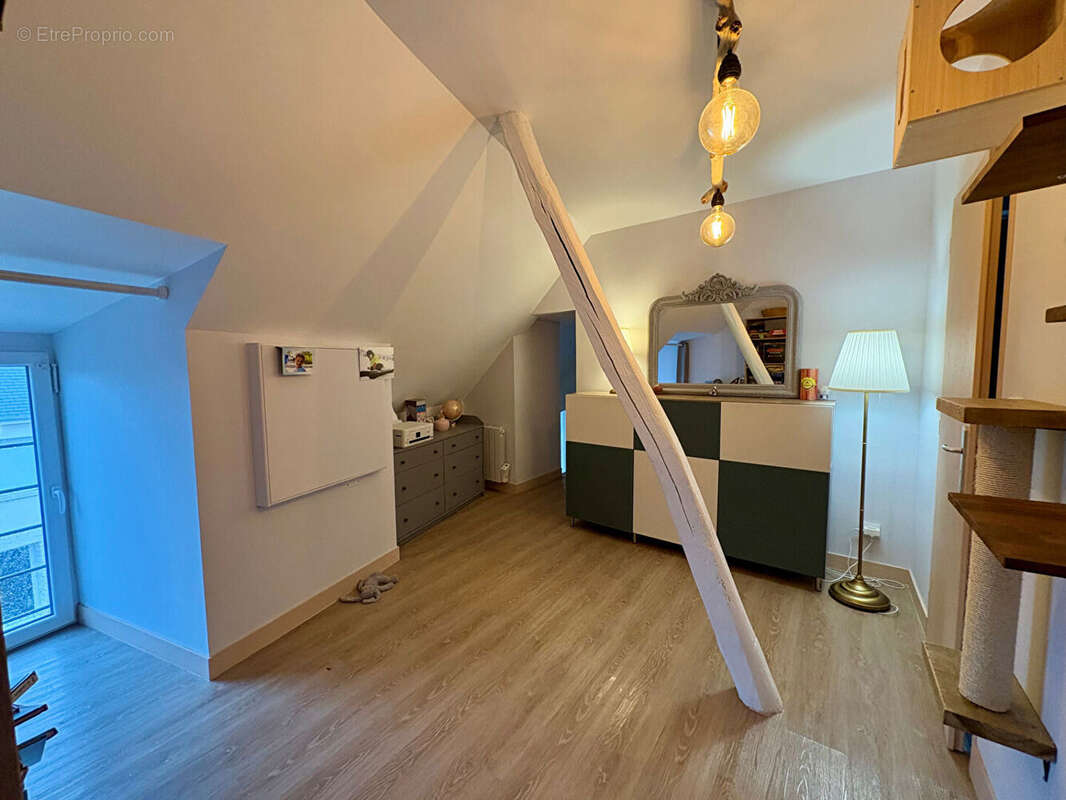 Appartement à LA CHAUSSEE-SAINT-VICTOR