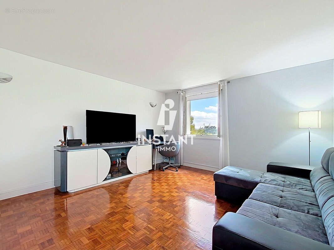 Appartement à LIMEIL-BREVANNES