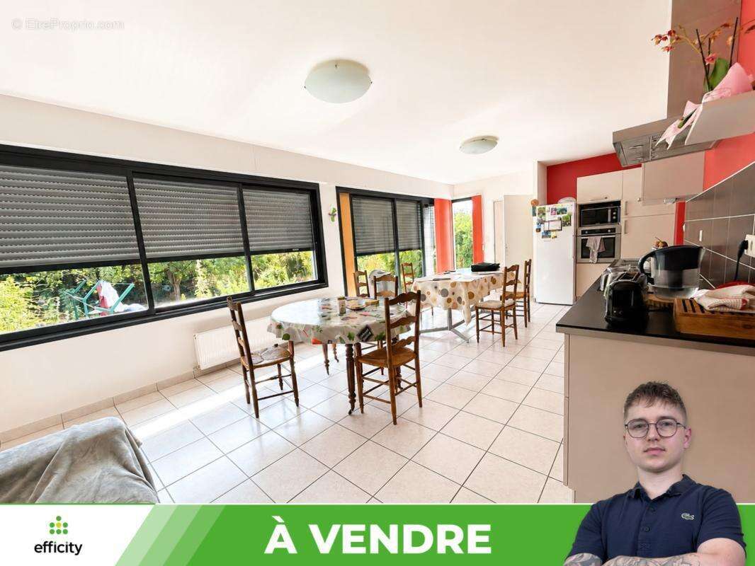 Maison 172 m² à Poitiers  - photo 4