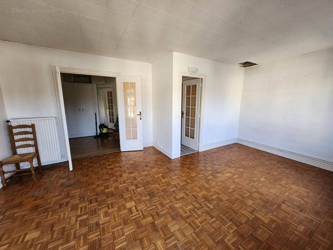 Appartement à VILLEMOMBLE