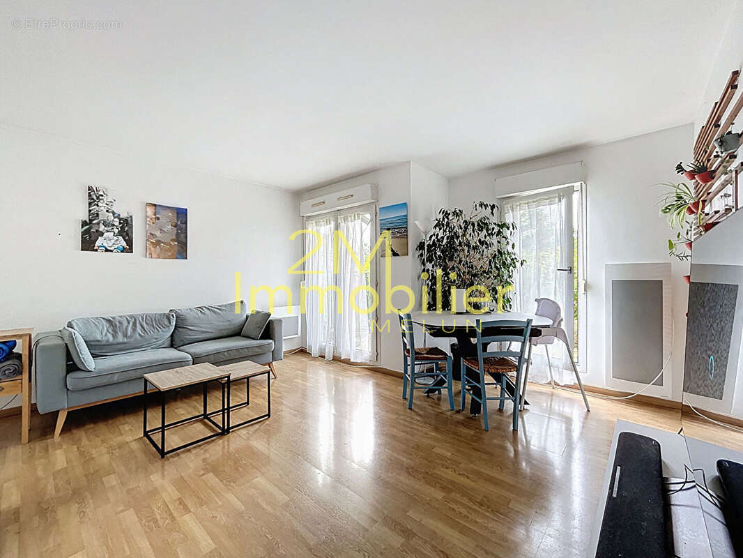 Appartement à MELUN