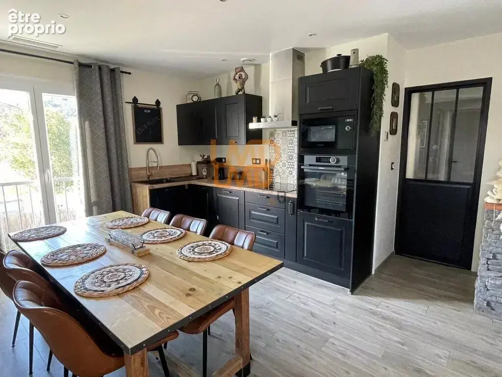 Villa 4 faces plain pied 114 m2 avec piscine - photo 6