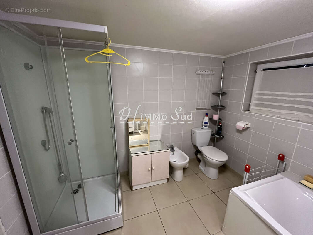 Maison, 3 faces, garage et extérieur - photo 16