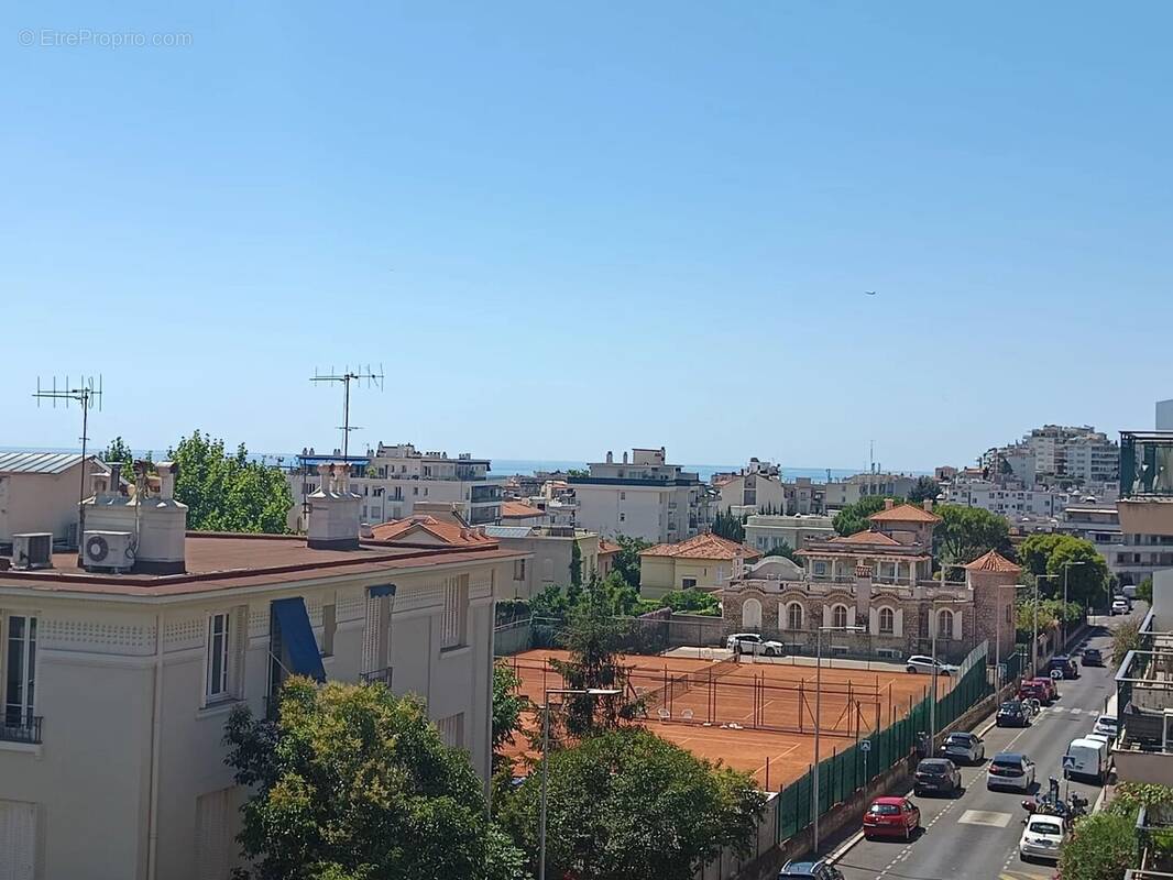 Parc Impérial – Appartement de caractère avec un potentiel exceptionnel et garage - photo 13