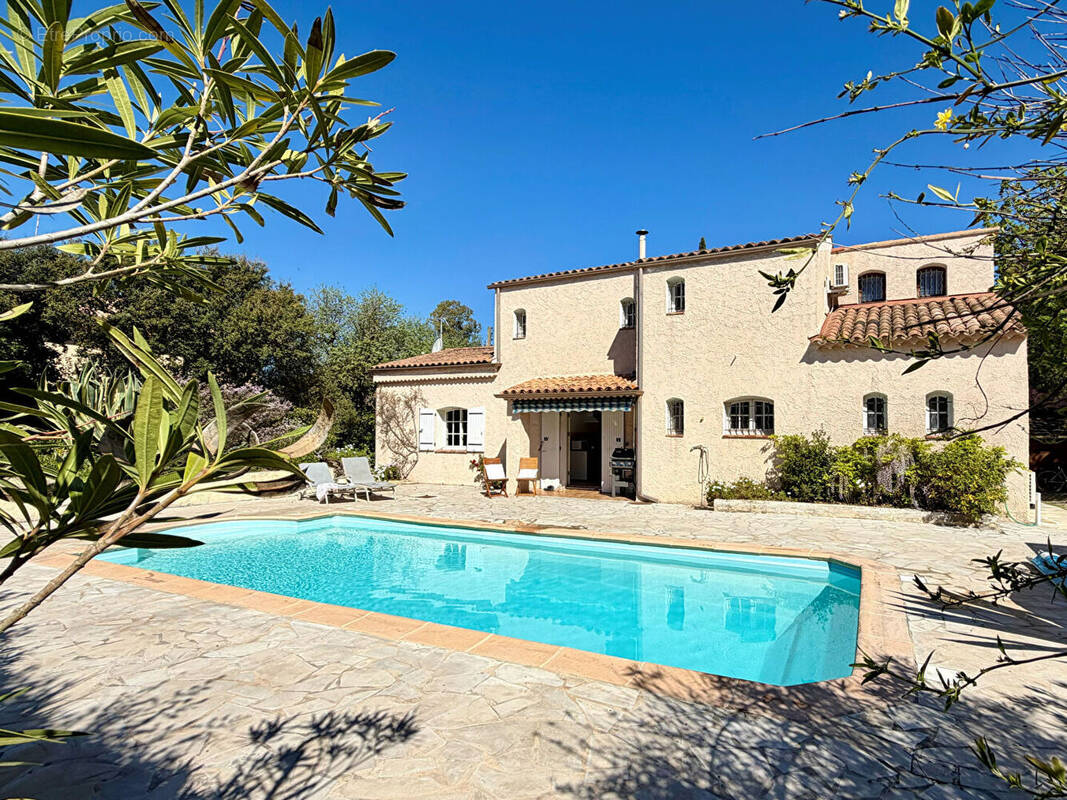 Maison à SAINT-RAPHAEL