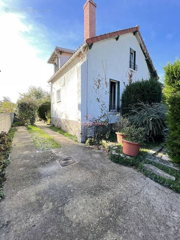 Maison à VILLIERS-SUR-ORGE