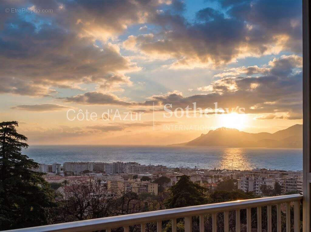 Appartement à CANNES