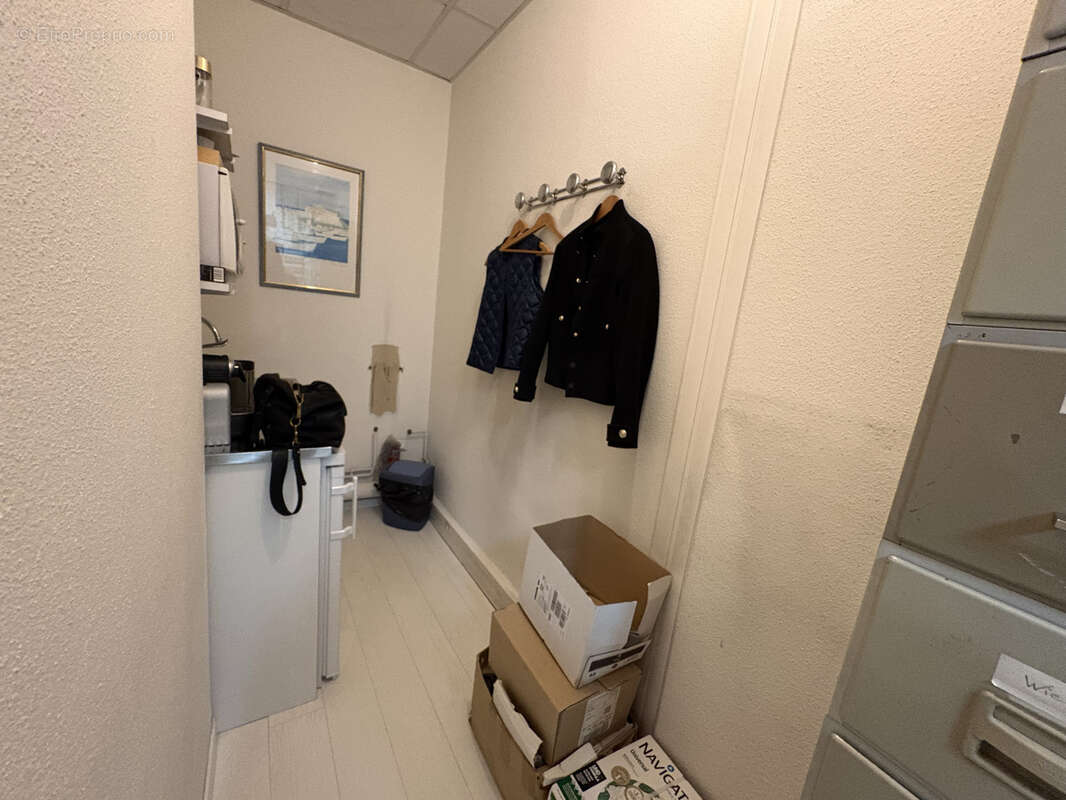 Commerce à SAINT-LOUIS