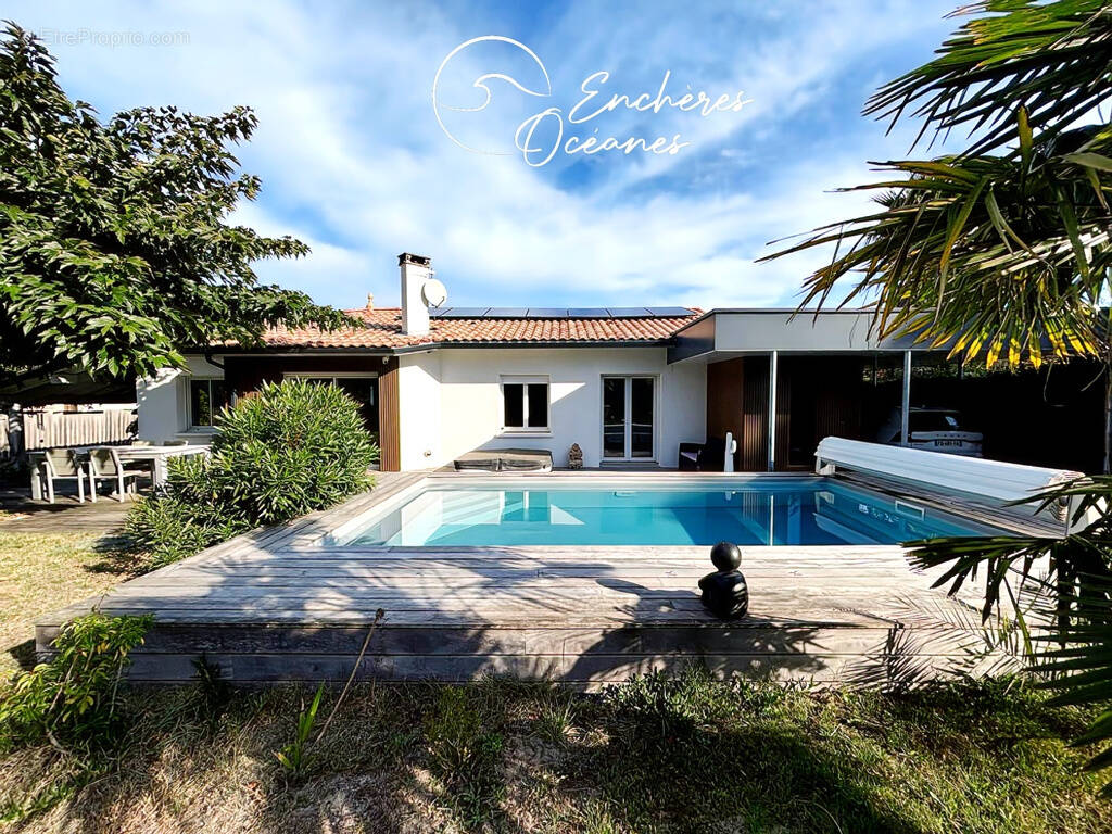 Maison à MOLIETS-ET-MAA