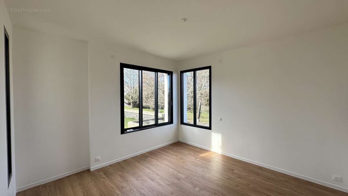 Maison à SAINT-MARTIN-DE-SEIGNANX