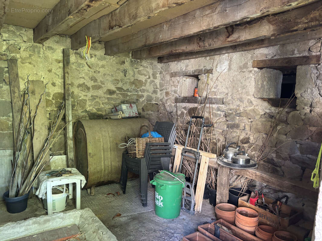 Maison à LOUROUX-DE-BEAUNE
