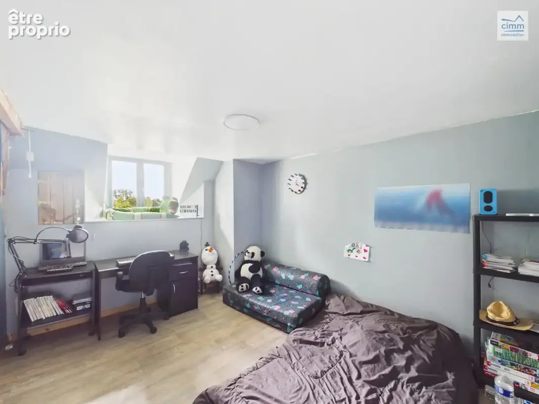 Longère en pierre de 152 m² sur un terrain de 794 m² - photo 11