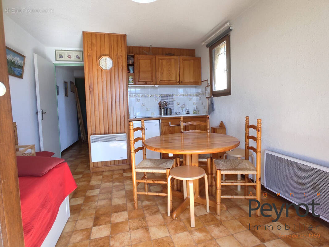 Appartement à LES ANGLES
