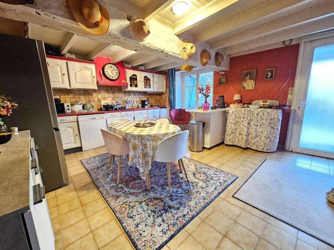 Maison à CERSAY